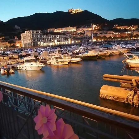 Cullati Dal Mare Deluxe-b&b On Board Botel *