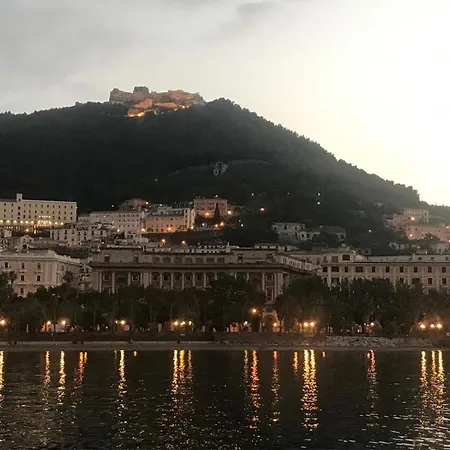 Cullati Dal Mare Deluxe-b&b On Board Botel Salerno